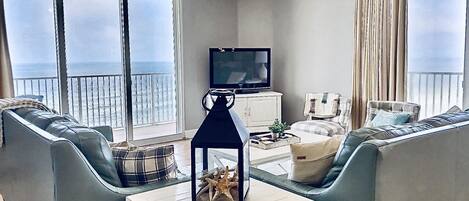 スマートテレビ、DVD プレーヤー、ストリーミングサービス