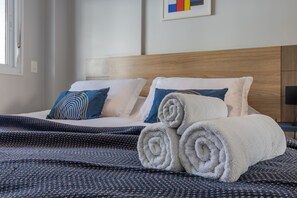 Bügeleisen/Bügelbrett, kostenloses WLAN, Bettwäsche