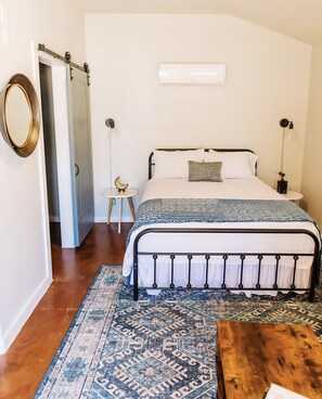 1 bedroom, Internet, bed sheets