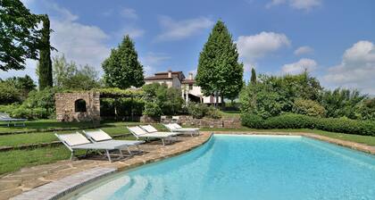 My tuscan apartment- panoramic villa with pool in the Florentine countryside!