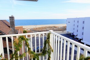 Condo Premium, 1 habitación, vista parcial al océano | Vista del balcón