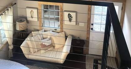 Beautiful Asheville Tiny Home Get-a-way