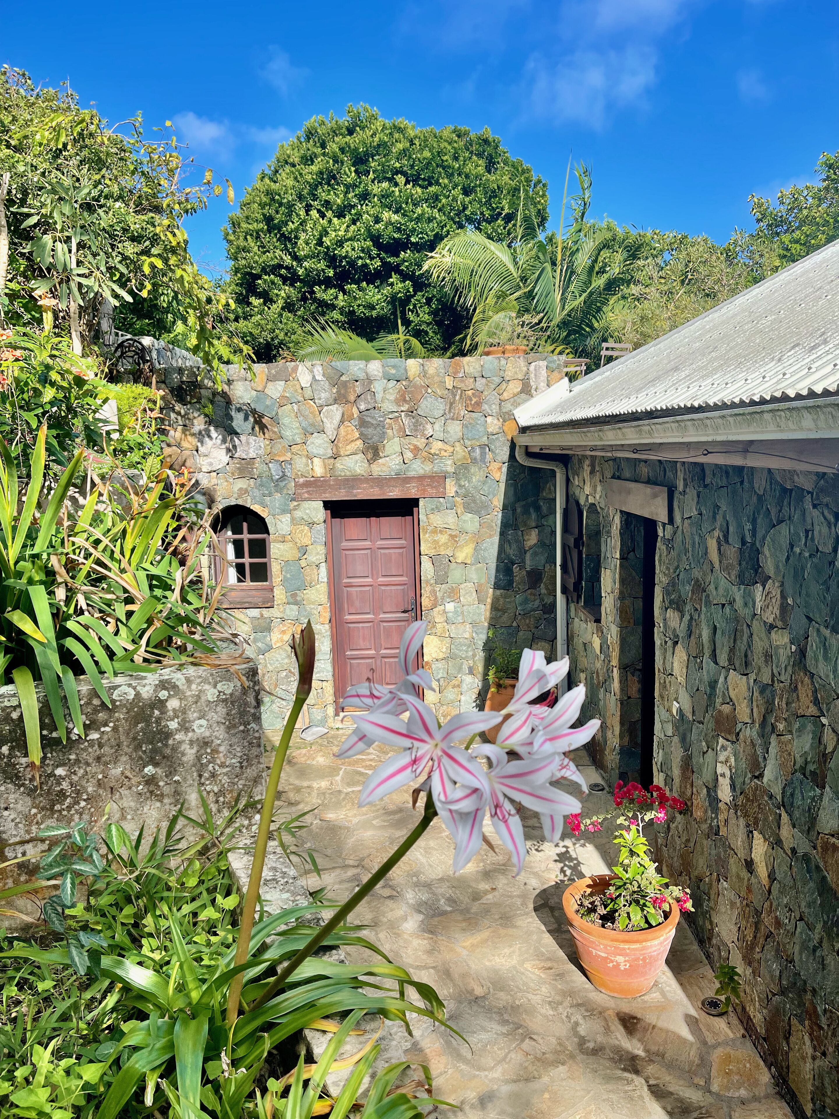 บริเวณภายนอก