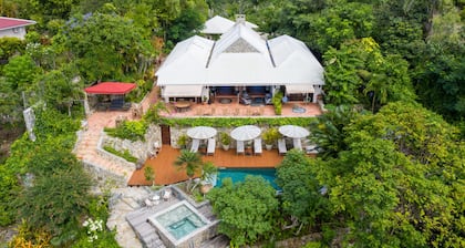 The Paradise Peak - Adults Only