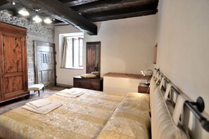 6 Schlafzimmer, Bügeleisen/Bügelbrett, Reisekinderbett, kostenloses WLAN