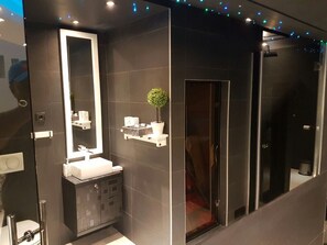 Dusche, Whirlpool