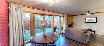 Quaint boutique resort in Incline Village, Lake Tahoe