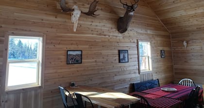 Belle cabane dans le nord du Maine
