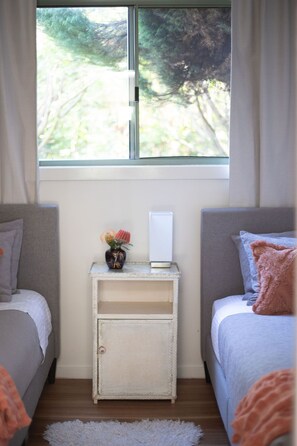 2 bedrooms, travel cot, free WiFi, bed sheets - Escape to Valley View Nature Retreat – A Hidden Sanctuary in Apollo Bay (Apollo Bay)