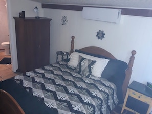 1 chambre, fer et planche Ă repasser, Wi-Fi, literie fournie