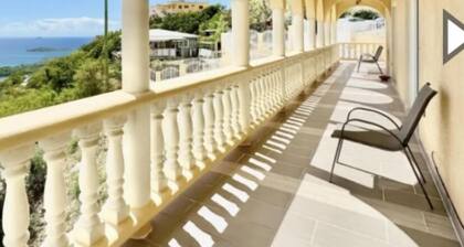 Simby D'lo Eine spektakuläre Aussicht auf das Präsidentenhaus. Packen Sie Ihr Gepäck ein und ziehen Sie ein.