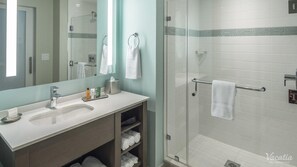 Combined shower/bathtub