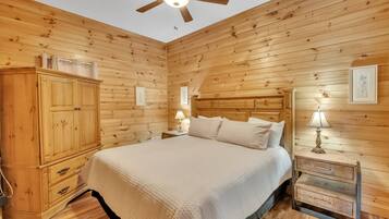 8 bedrooms, iron/ironing board, free WiFi, bed sheets