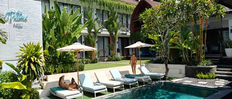 Façana frontal de l'allotjament