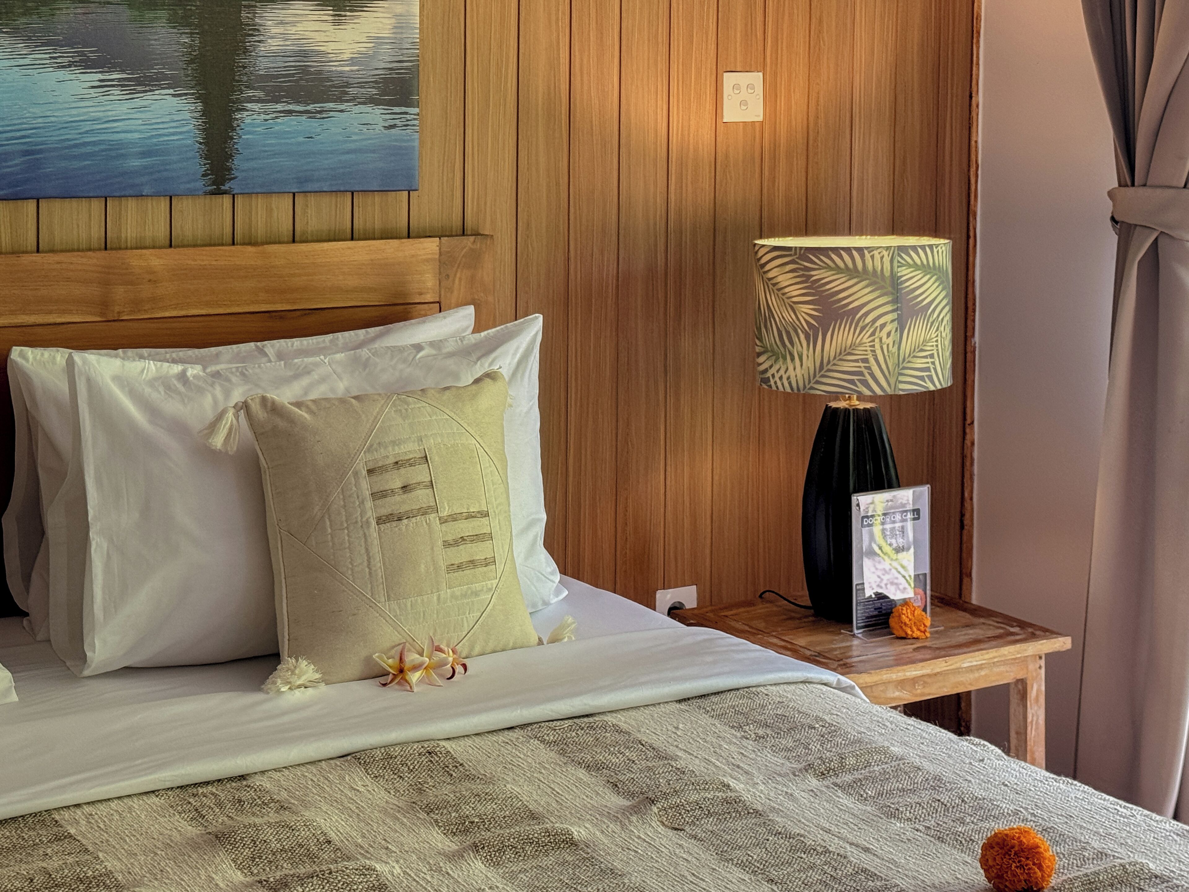 Bungalow with Garden View | Desk, laptop workspace, free WiFi, bed sheets