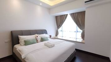 3 chambres, fer et planche à repasser, Wi-Fi, draps fournis