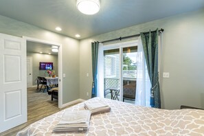 2 Schlafzimmer, Schreibtisch, Bügeleisen/Bügelbrett, kostenloses WLAN