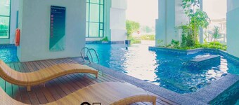 Sky Peak (6pax) @JB City Homestay