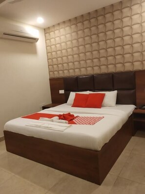 Free WiFi - Hotel KC Royal (Dera Bassi)