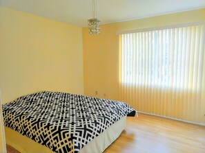 2 bedrooms, in-room safe, WiFi