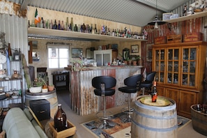 Bar (on property) - The Grange on Kalgan Farm Stay Albany (Kalgan)