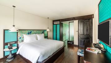 4 bedrooms, WiFi, bed sheets