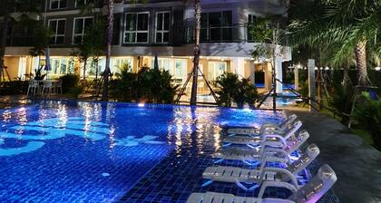 Comfortable luxury housing. 5 stars. Beach 50 m