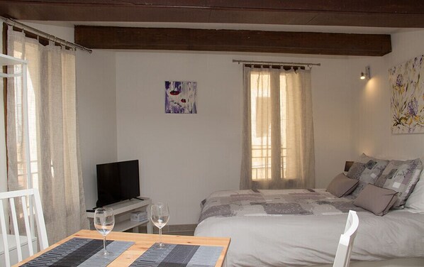 1 Schlafzimmer, Bügeleisen/Bügelbrett, WLAN, Bettwäsche