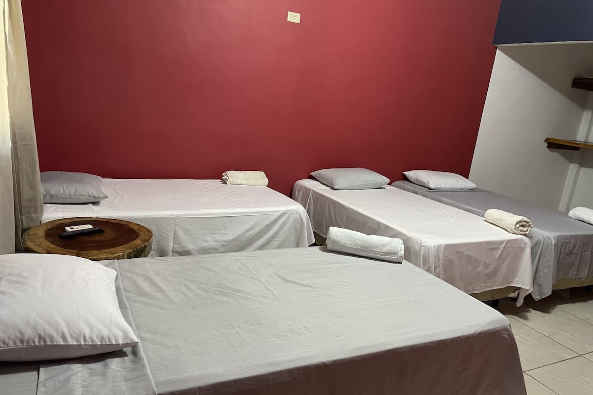 Classic Quadruple Room | Soundproofing, free WiFi