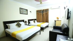 Deluxe Double or Twin Room, 1 Bedroom - HOTEL TOURIST INN (Lahore)