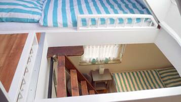 3 Schlafzimmer, Zimmersafe, Bügeleisen/Bügelbrett, WLAN