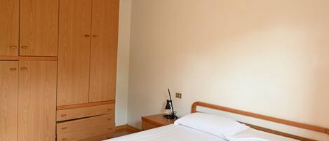 2 chambres, draps fournis