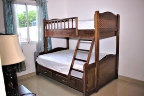 3 bedrooms, WiFi