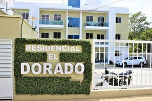 Residential El Dorado offers a modern home with a flat roof and balcony.