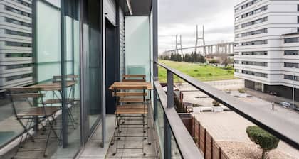 FLH Expo Modern Flat with Balcony