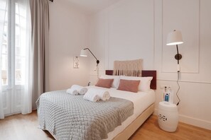 2 chambres, bureau, fer et planche à repasser, Wi-Fi gratuit