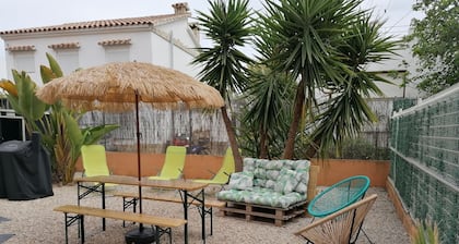 VILLA CASA 130M2 BALCON TERRAZA CON VISTA AL MAR