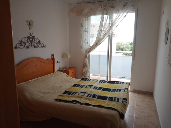 4 Schlafzimmer, Bügeleisen/Bügelbrett, kostenloses WLAN, Bettwäsche