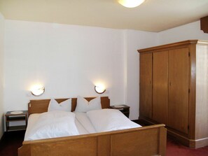 2 soverom, reiseseng for barn og wi-fi (inkludert)