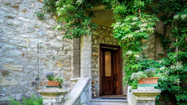 Exterior detail - Wonderful private villa for 12 people with WIFI, TV, patio and pets allowed (Ala Di Stura)