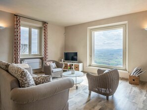 Télévision, cheminée