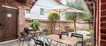 Vacation Home i Narzole med 5 soverom som kan romme 12