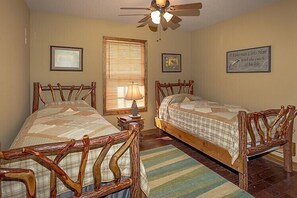3 bedrooms, WiFi, bed sheets