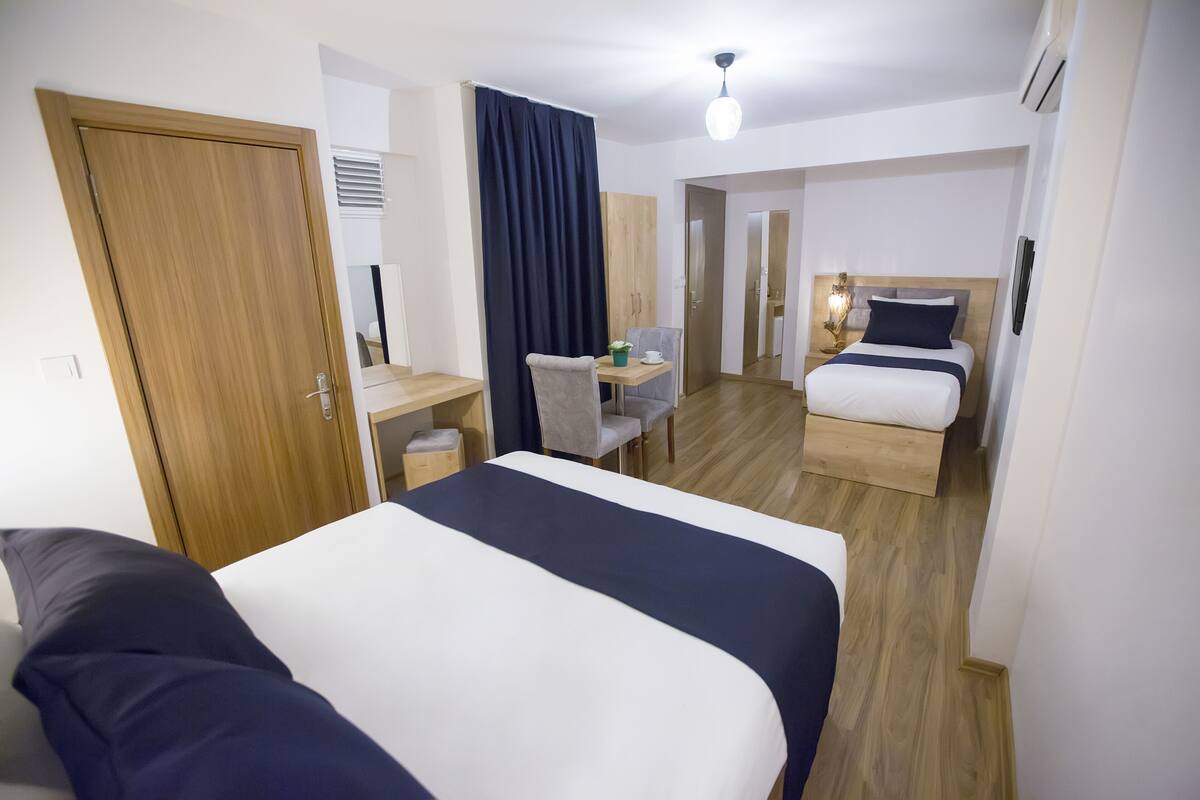 In-room safe, blackout drapes, soundproofing