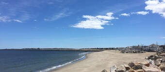 Newly Furnished One Bedroom Just Steps to Ferry Beach