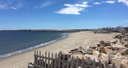 Newly Furnished One Bedroom Just Steps to Ferry Beach