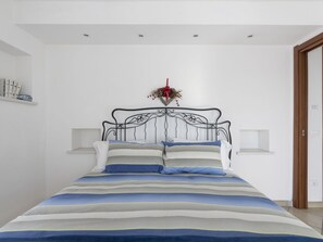 2 Schlafzimmer, Bügeleisen/Bügelbrett, Reisekinderbett, WLAN