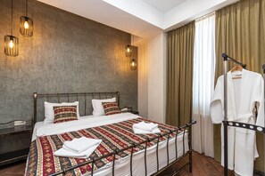 2 室のベッドルーム、アイロン / アイロン台、WiFi、ベッドシーツ