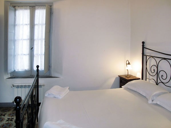 2 slaapkamers, reisbedje, gratis wifi