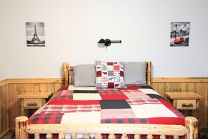 Basic Cabin, 1 Queen Bed (NO PRIVATE BATHROOM) | Premium bedding, pillowtop beds, individually decorated - Eycat Lodging Company (Wapiti)